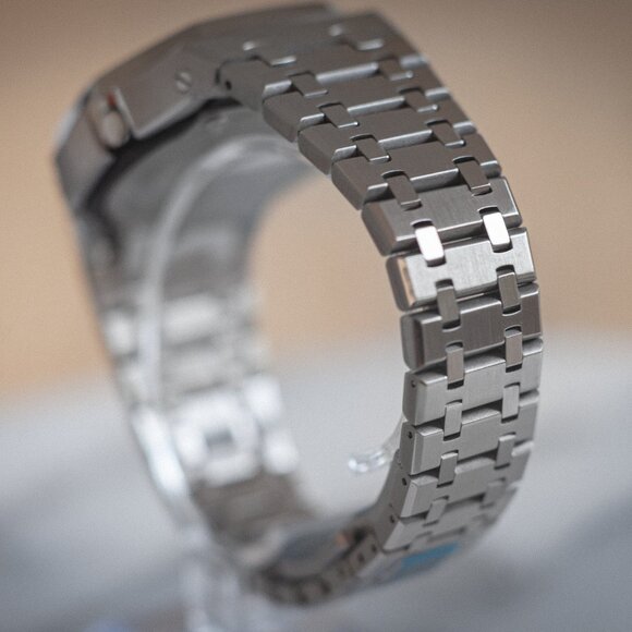 (Brand New) Casio G-Shock GA2100 Full Mod Stainless Steel with Green Waffle Face - Picture 7 of 17